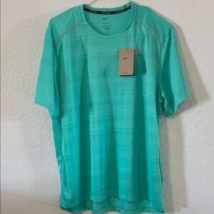 Nike DRI-FIT Short Sleeve Tee NWT